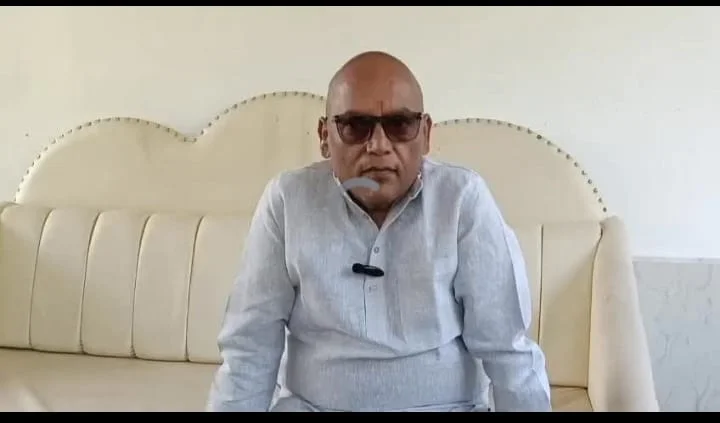 दरोगा परीक्षा में विवादित प्रश्न पर गरमाई सियासत