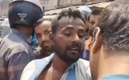 रेलवे स्टेशन पर बाइक चोर पकड़ा गया, वीडियो वायरल  “Mistake ho gayi” कहते द