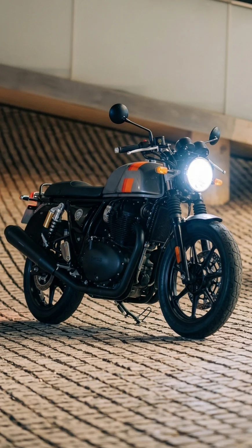 650cc की इस Royal Enfield में क्या है खास जानकर रह जाएंगे हैरान