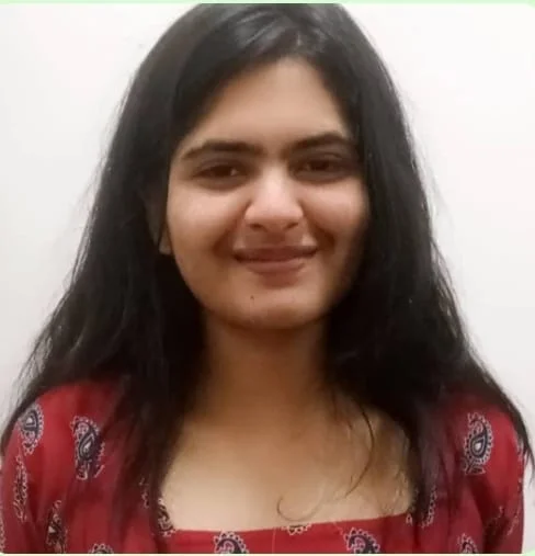 जौनपुर की बेटी आहना यादव ने CUET PG में देशभर में पहला स्थान हासिल कर बढ़ाया मान