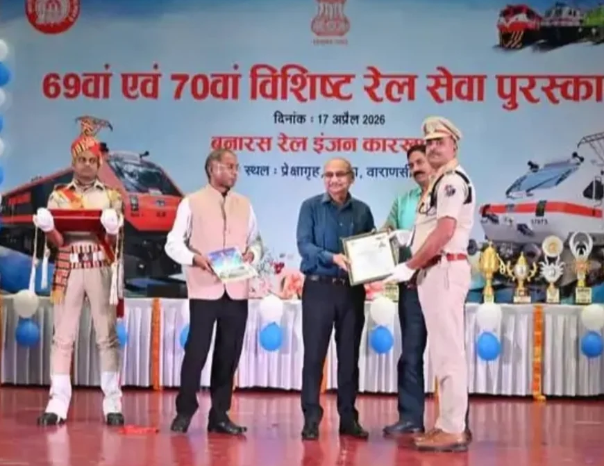 बरहज के बारादीक्षित गांव से श्रीमद् भागवत कथा हेतु भव्य कलश यात्रा निकली