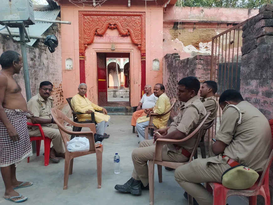 भागलपुर शिव मंदिर में रहस्यमयी चोरी से हड़कंप: पीतल का नगाड़ा और घंटी गायब,