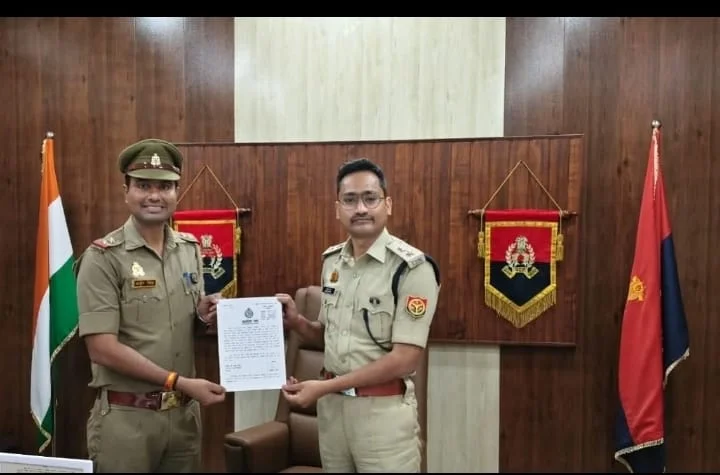 चंदौली पुलिस का बड़ा खुलासा, 16 लाख की चोरी का 24 घंटे में किया पर्दाफाश