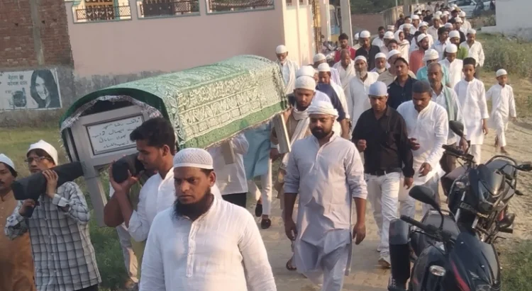 कांग्रेस नेता के माता के निधन पर कांग्रेसीयों ने जताया शोक ।