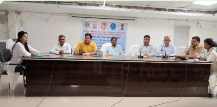 देवरिया पुलिस लाइन में विशेष किशोर पुलिस इकाई की बैठक, बाल सुरक्षा पर दिए गए अहम निर्देश