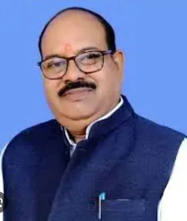 जिला आबकारी अधिकारी विष्णु प्रताप सिंह