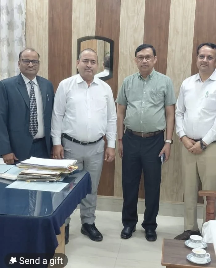 स्व-जनगणना अभियान में देवरिया प्रदेश में 16वें स्थान पर, जनपद न्यायाधीश ने कराया ऑनलाइन पंजीकरण